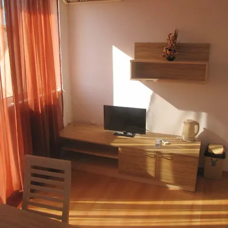 Guest Salena 公寓式酒店