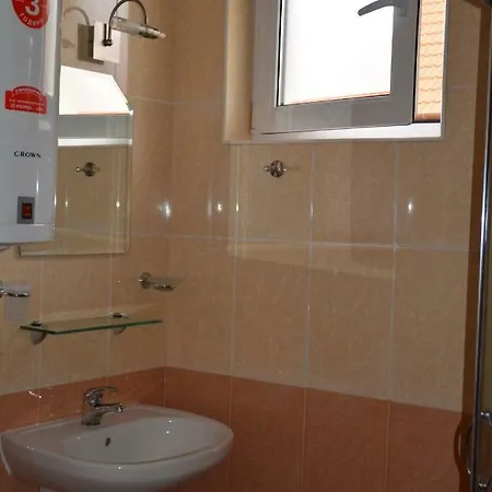 Aparthotel Guest Salena