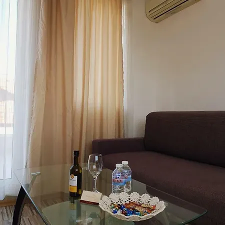 Aparthotel Guest Salena