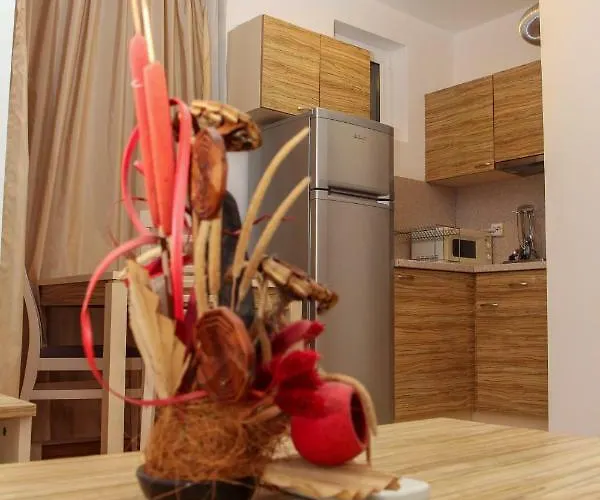 Guest Salena Солнечный берег