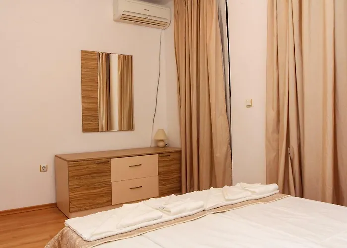 Guest Salena Апарт-отель 3*