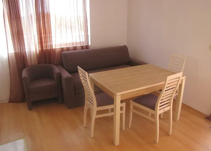 Guest Salena Апарт-отель 3*