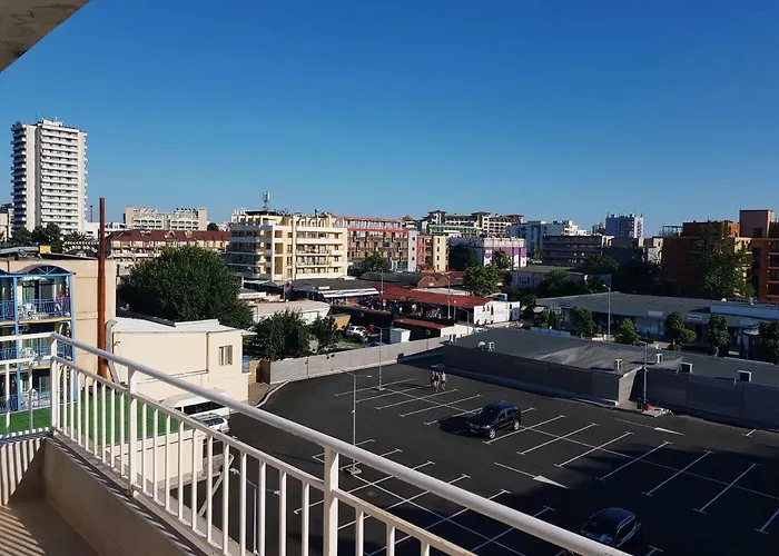 Guest Salena Апарт-отель 3*