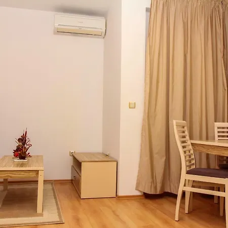 아파트호텔 Guest Salena 3*