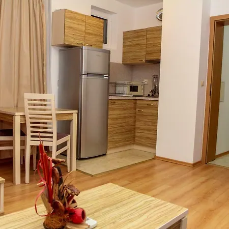 Guest Salena 아파트호텔 써니비치